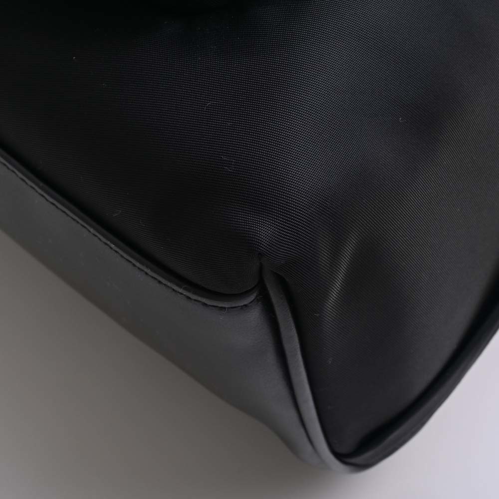 Burberry Nylon Logo Backpack Rucksack Black - Picture 3 of 7